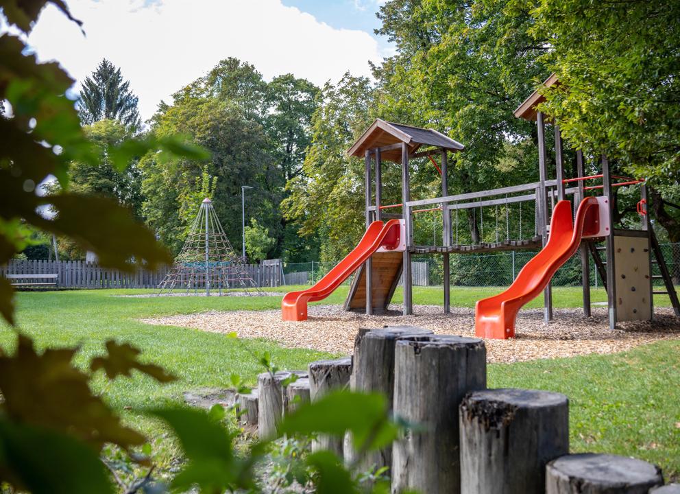 Spielplatz Schwimmbadweg St. Johann in Tirol