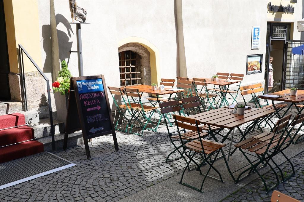 Schlosshotel-Restaurant Goldener Engl