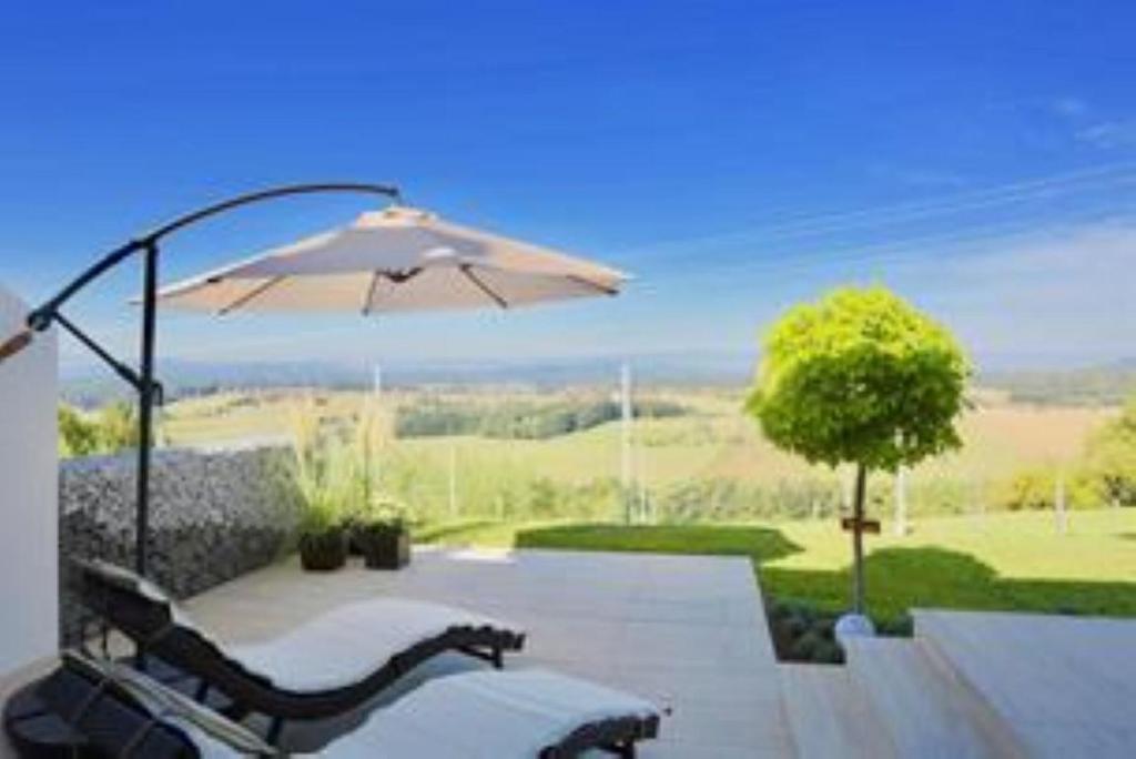 Terrasse mit Ausblick auf St. Nikolai / Dr.