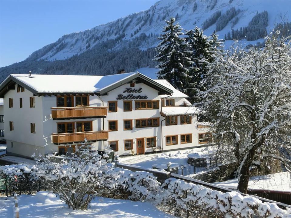 Hotel Bellevue Riezlern Winter