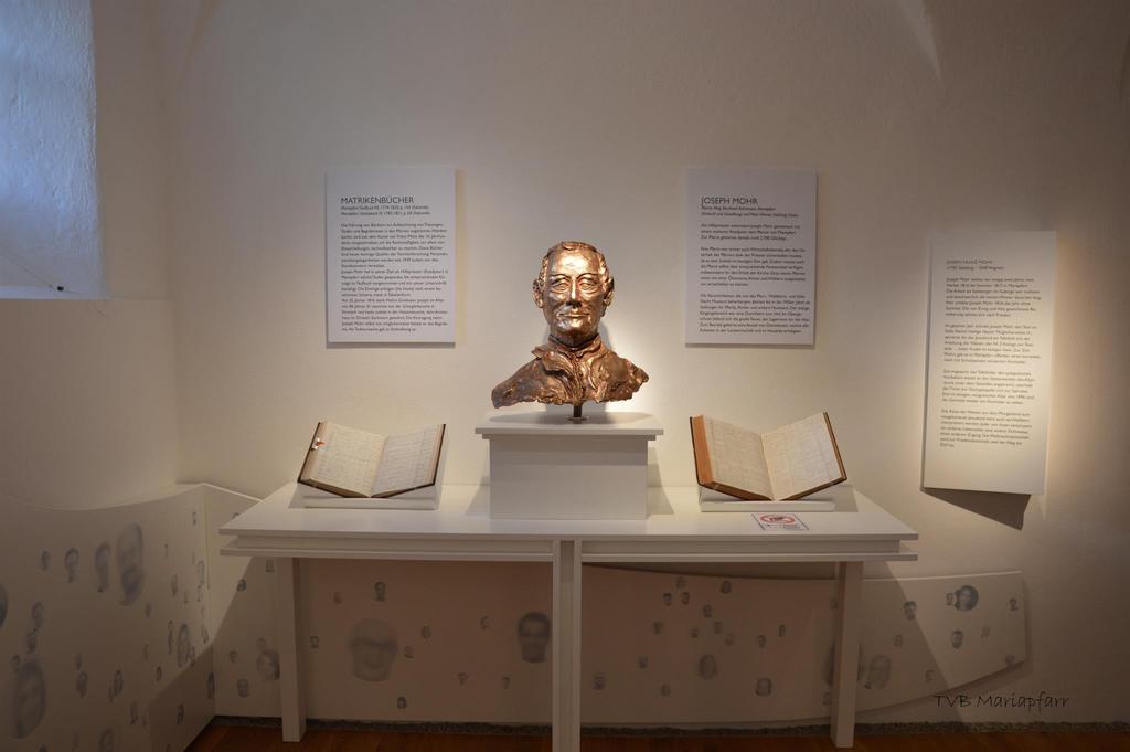Pfarr-, Wallfahrts- und Stille Nacht Museum