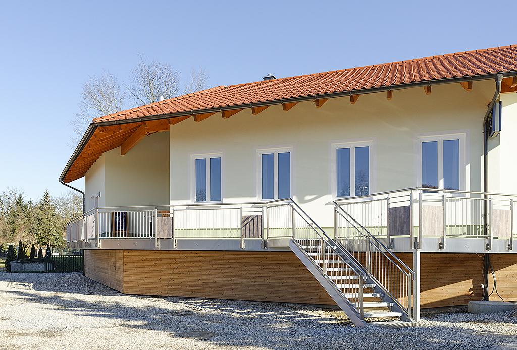 AZ gross Teich-Stueberl Alkoven 01