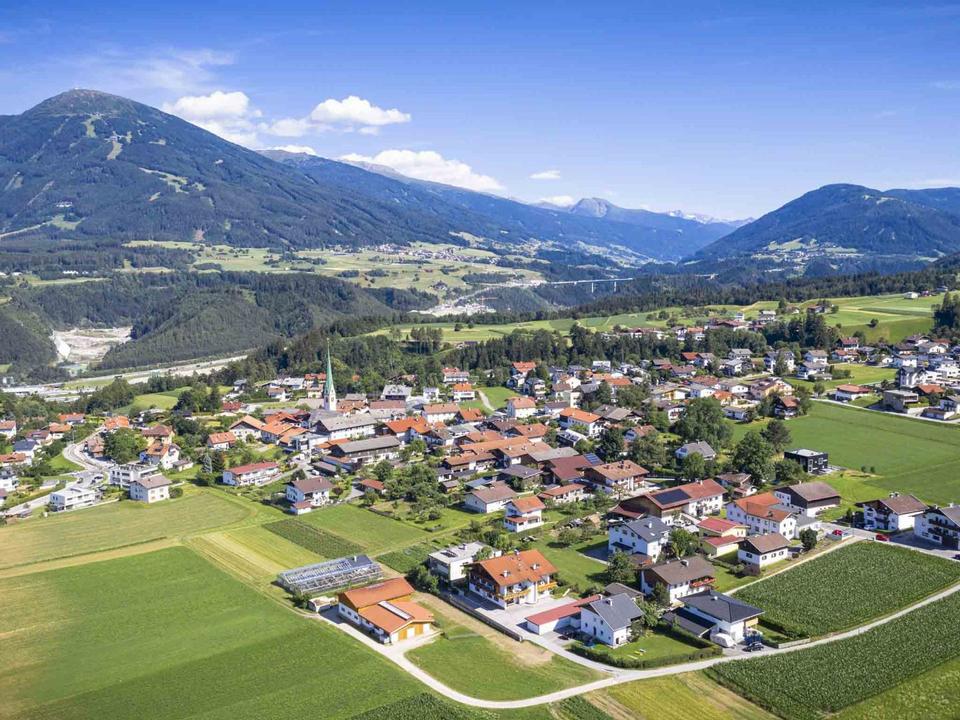 Mutters-Panorama-Sommer.jpg