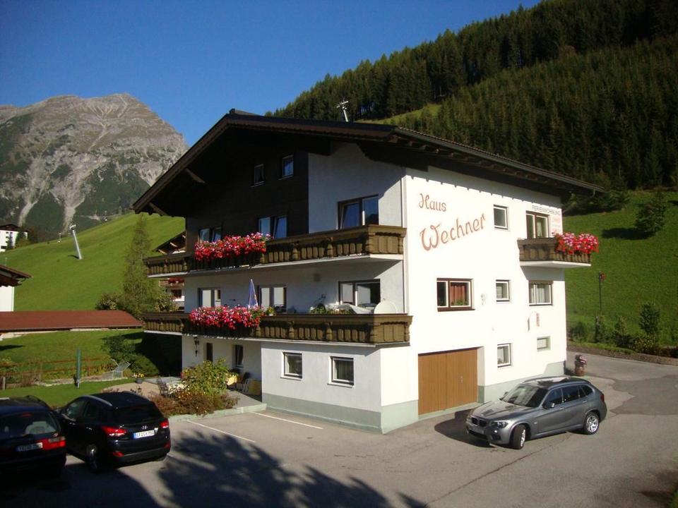 Haus Wechner im Sommer Bild 01