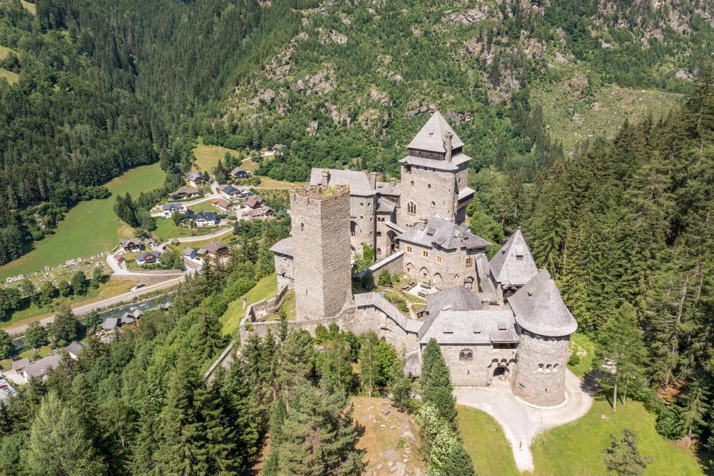 Burg Finstergrün