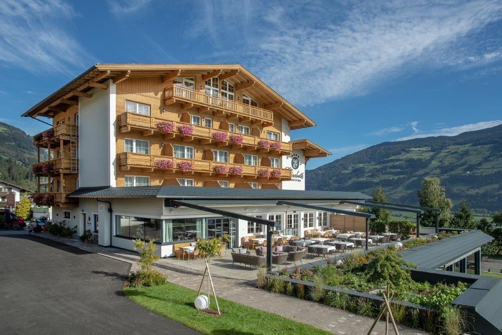Zillertal_Fügen_Hotel Elisabeth_Haus Sommer