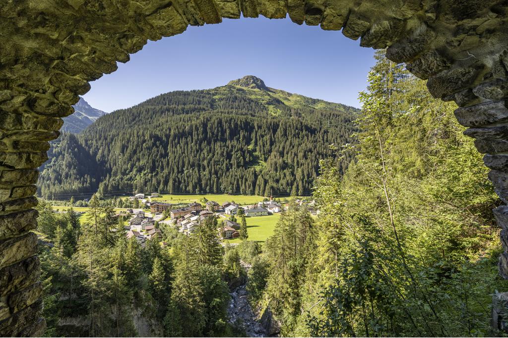 Blick auf Klösterle am Arlberg