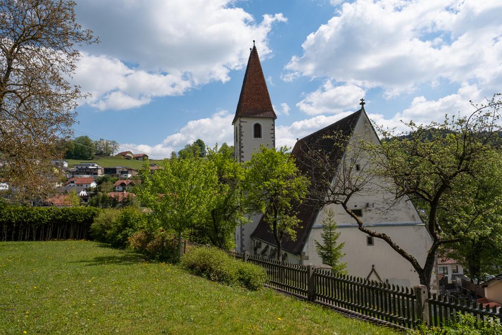 Pfarrkirche Hirschbach