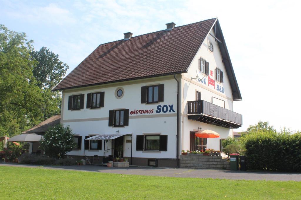 Hausansicht süd - und westseitig
