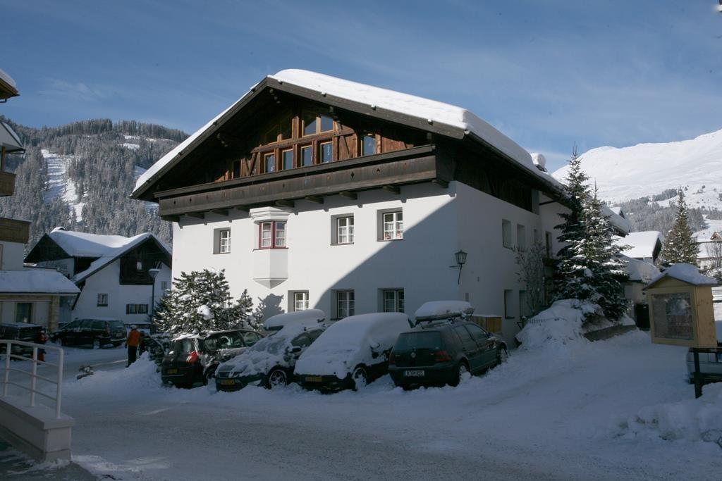 Hausansicht Winter