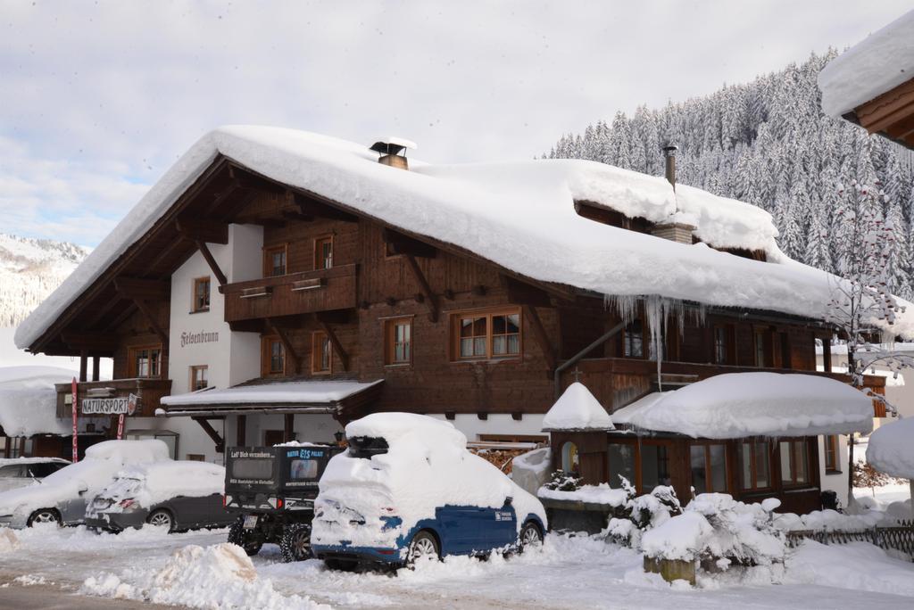 Haus Felsenbrunn im Winter