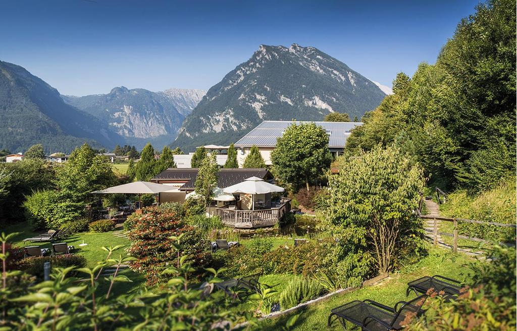 Blick vom Aqua Salza auf die Bergwelt