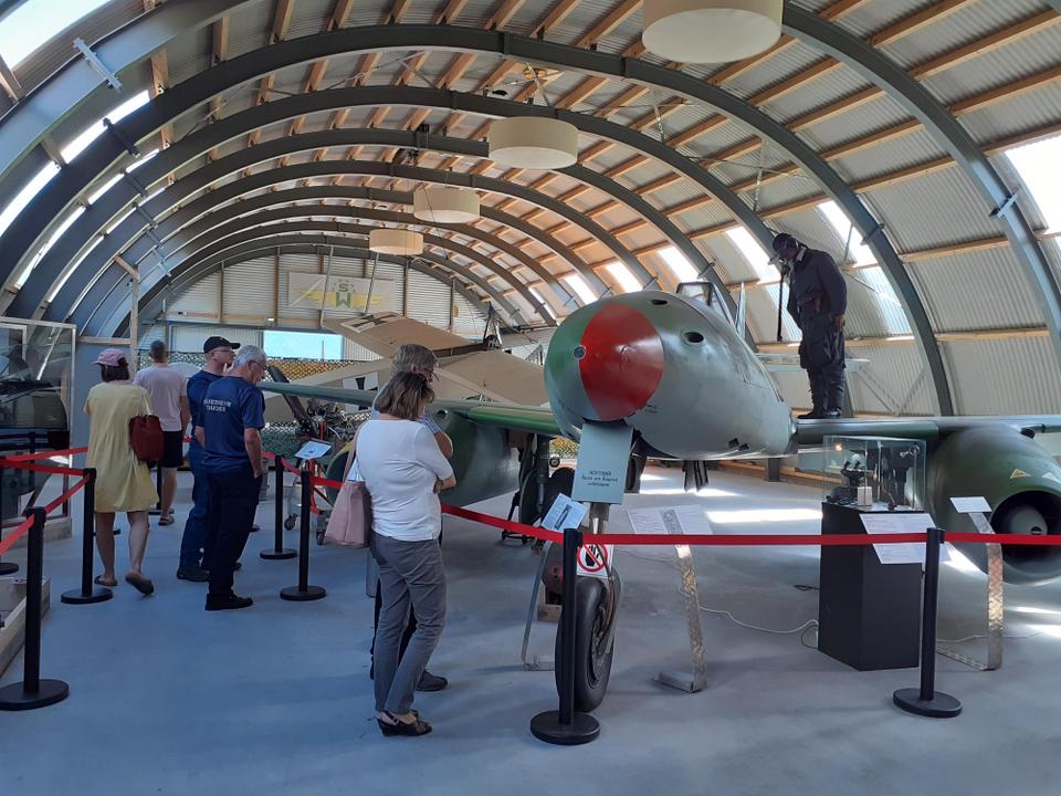 Hangar SW