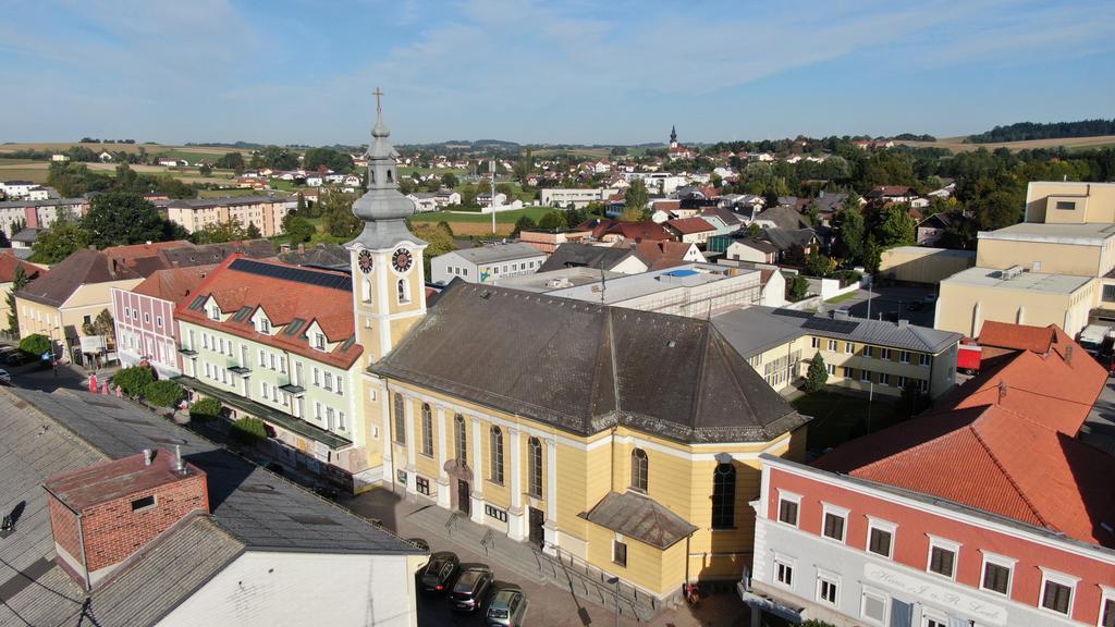 Pfarrkirche Neumarkt i.H.