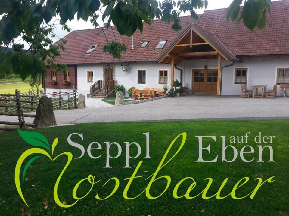 Mostschank Seppl auf der Eben_außen_Oststeiermark