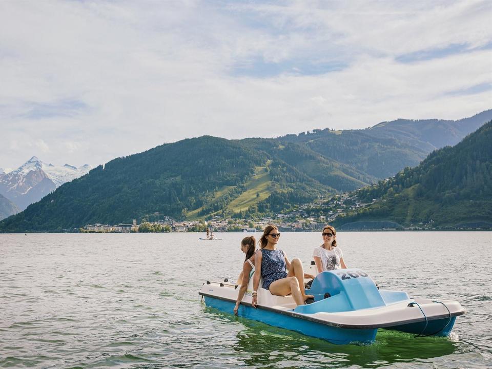 Bootstour mit Freundinnen am Zeller See
