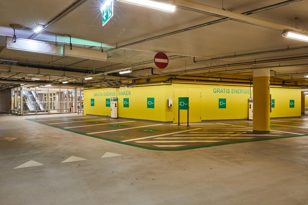 E-Tankstelle Tiefgarage Weberzeile