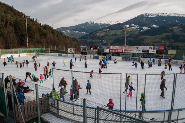 Eislaufplatz Mils