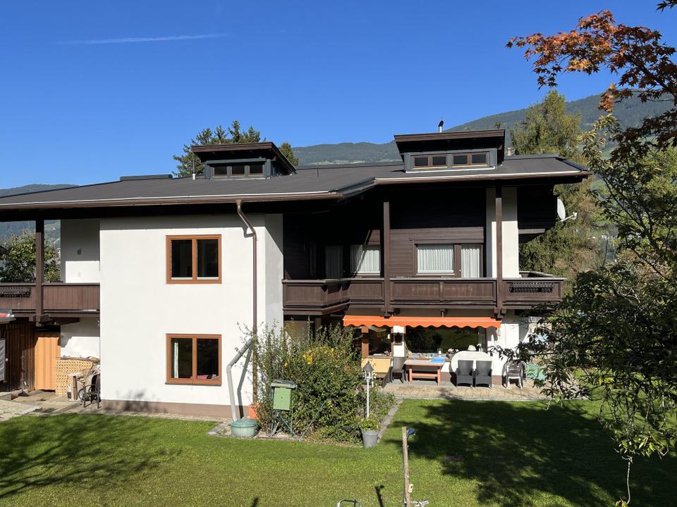 Ladhaus Lisbeth_Fügen_Hausansicht_Sommer