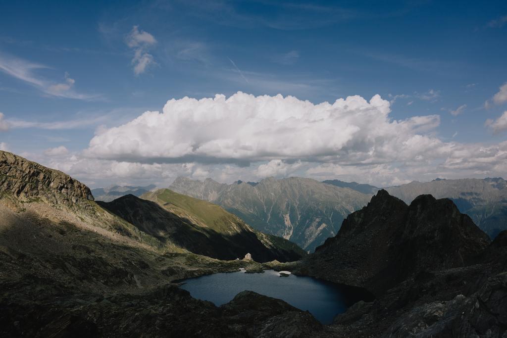 Erlanger Hütte mit Wettersee