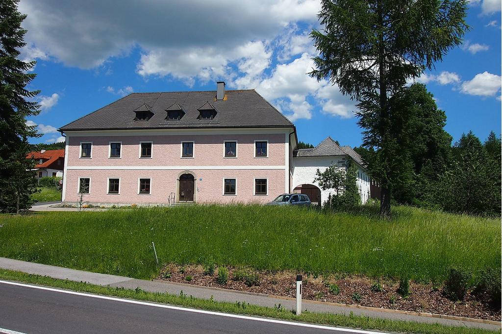 Pfarrhof_Vorderweissenbach