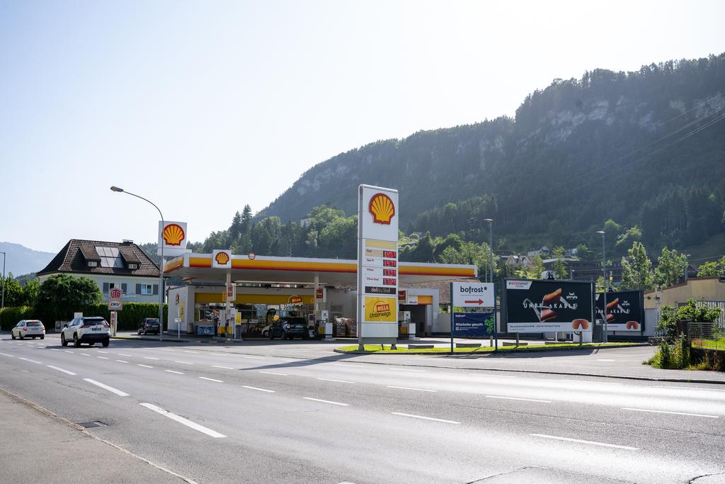 Shell Tanktstelle Feldkirch-Levis.jpg