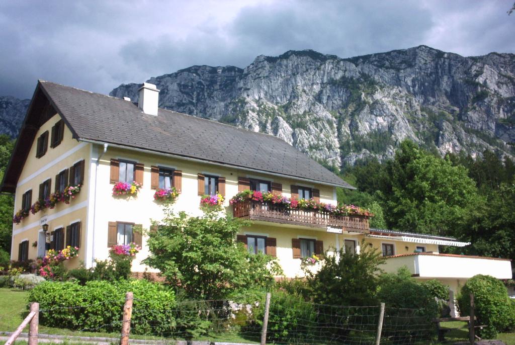 Attersee-Privatzimmer Haus Loy