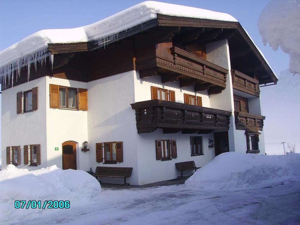 Hausansicht Winter