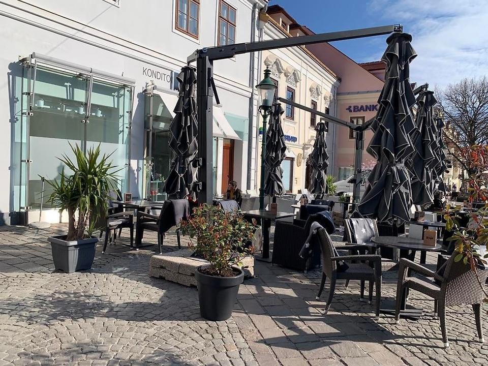 Café Ena1