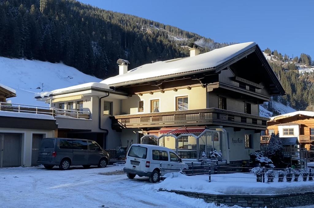 Haus Koidl im Winter