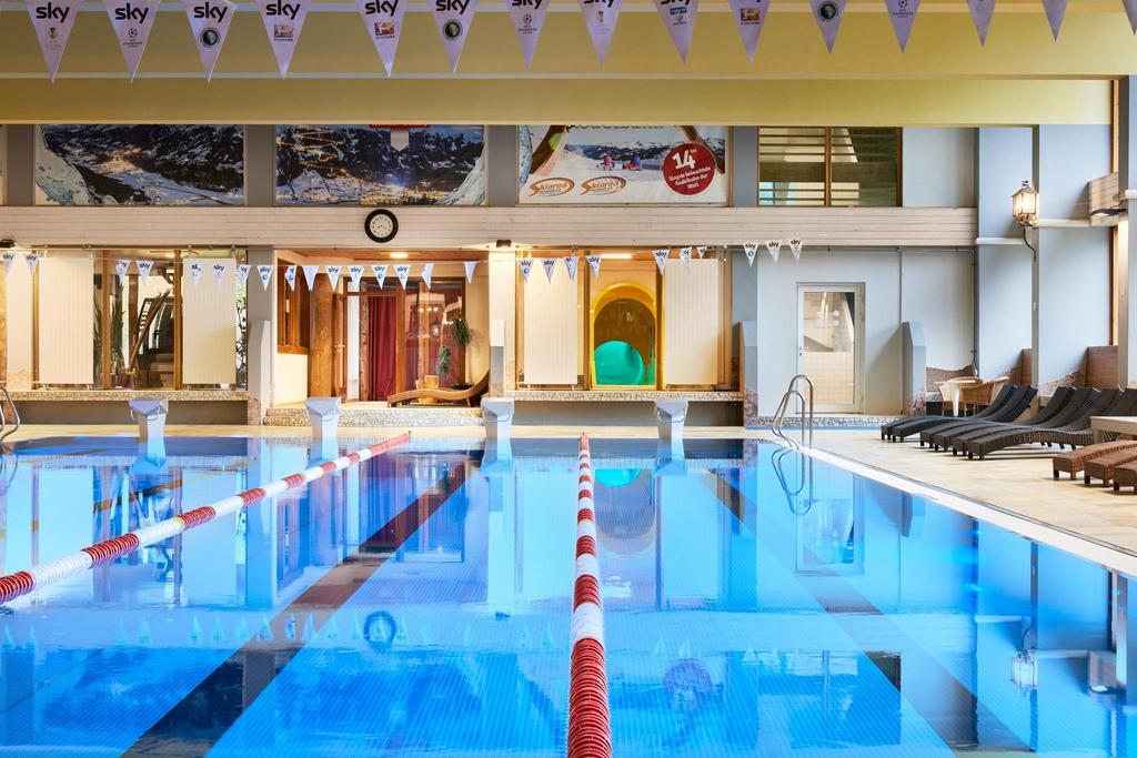 Schwimmbad