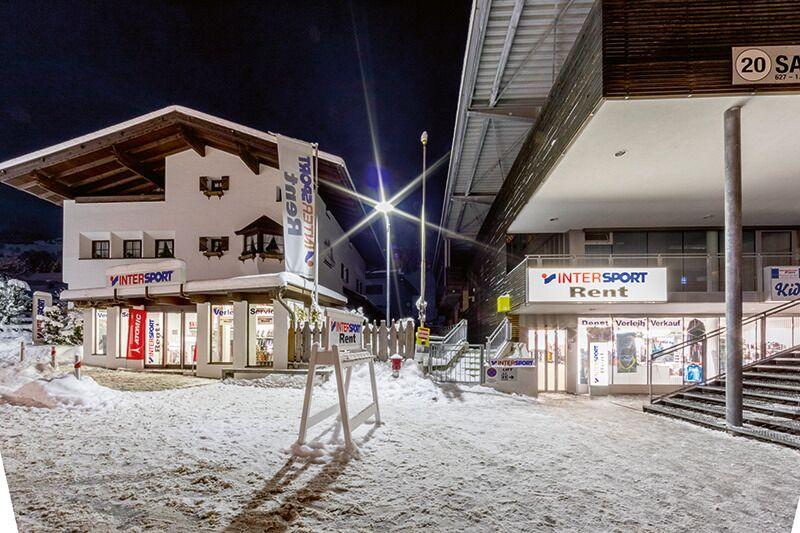 Außenansicht @Intersport Oberhauser