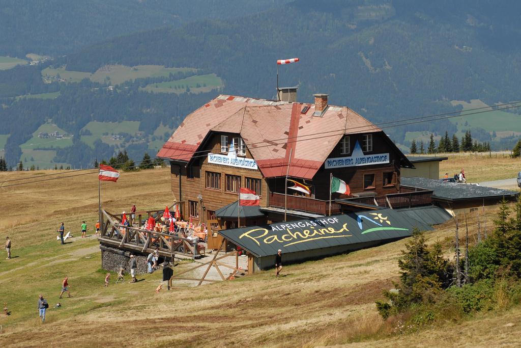 Alpinhotel Pacheiner ohne Schnee