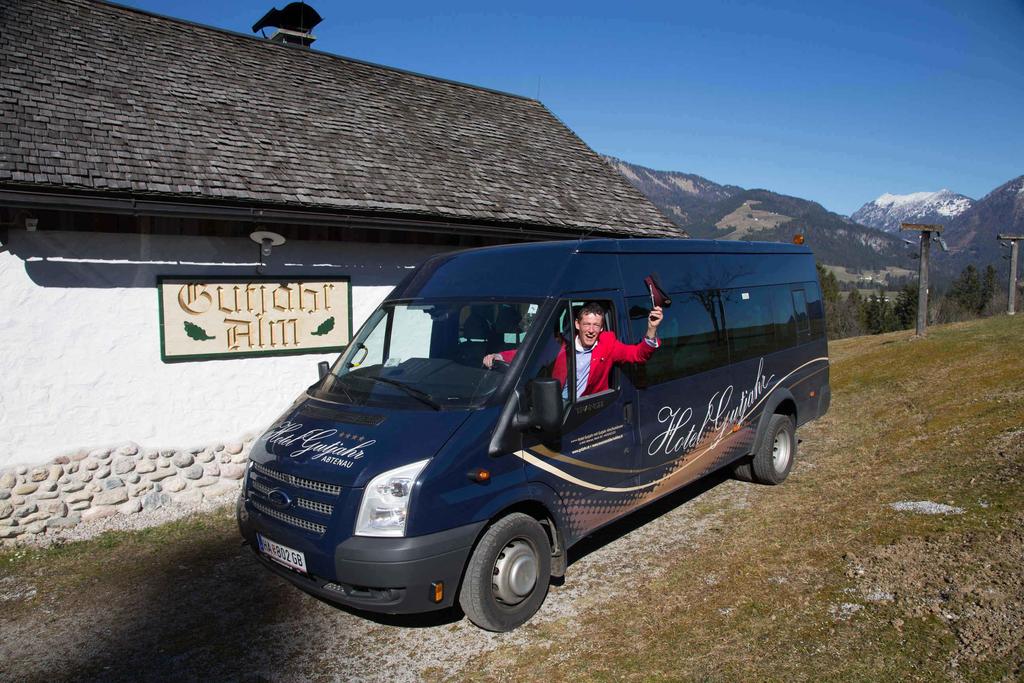 Taxi/Autobusse Gutjahr