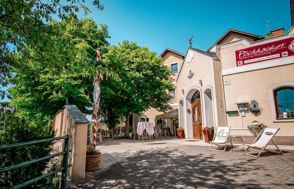 Außenansicht Gasthof Pöchhacker