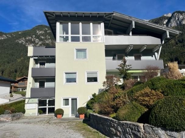 Haus_Front_Sommer.pdf