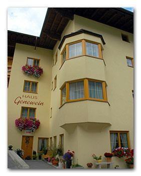 Haus1