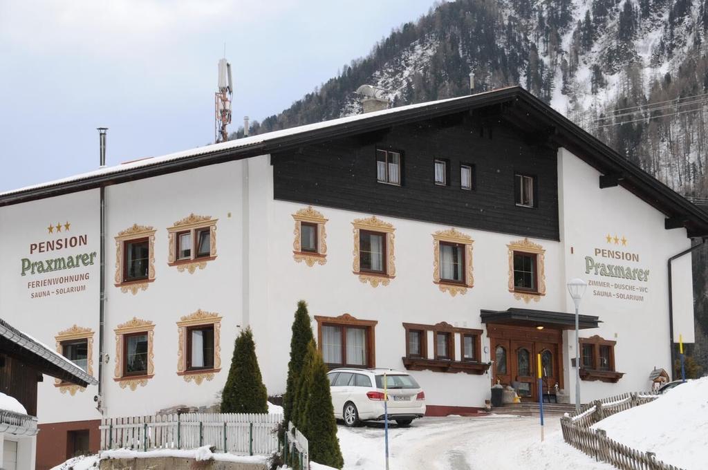 Pension Praxmarer Winter