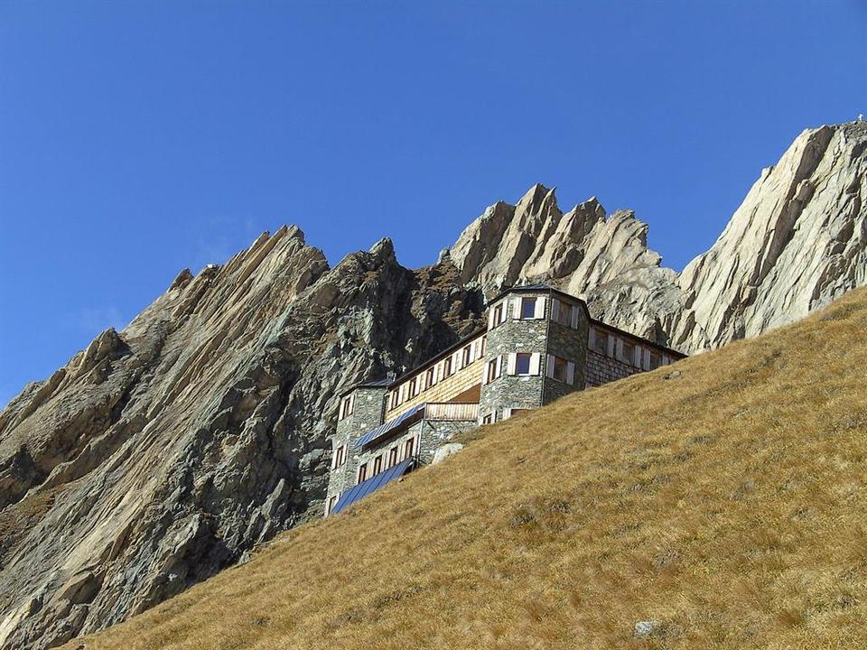 Neue Sajathütte