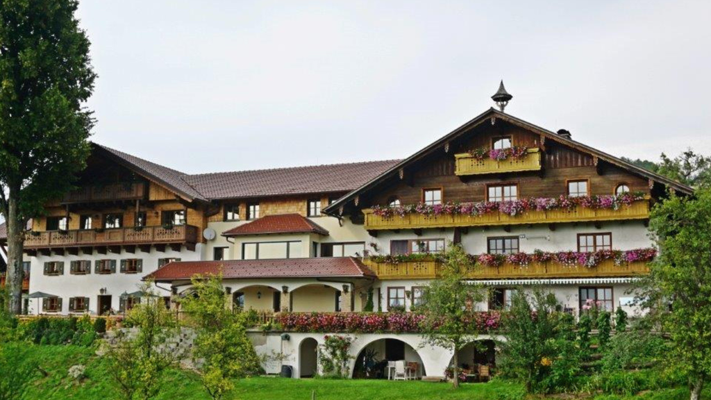 Grablerhof Familie Holzinger Steinbach am Attersee