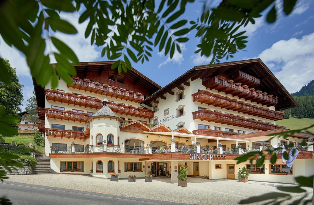 Hotel Singer