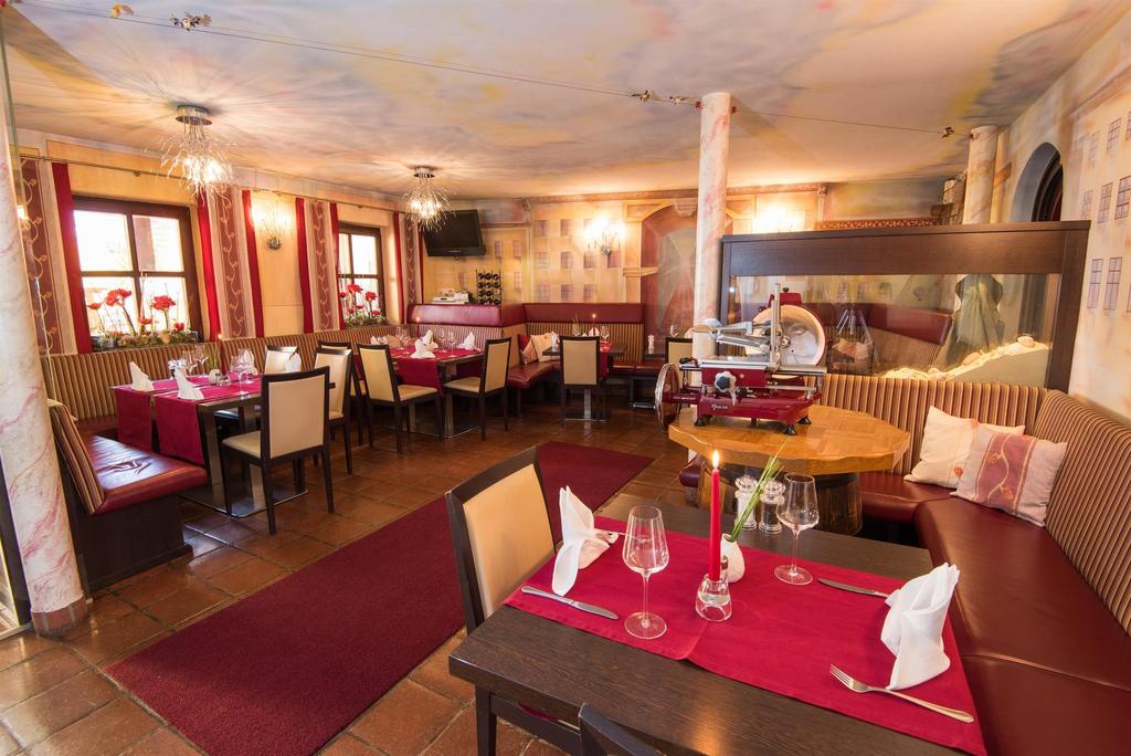 Wirtshaus Zum alten Peter_Gaststube_Oststeiermark