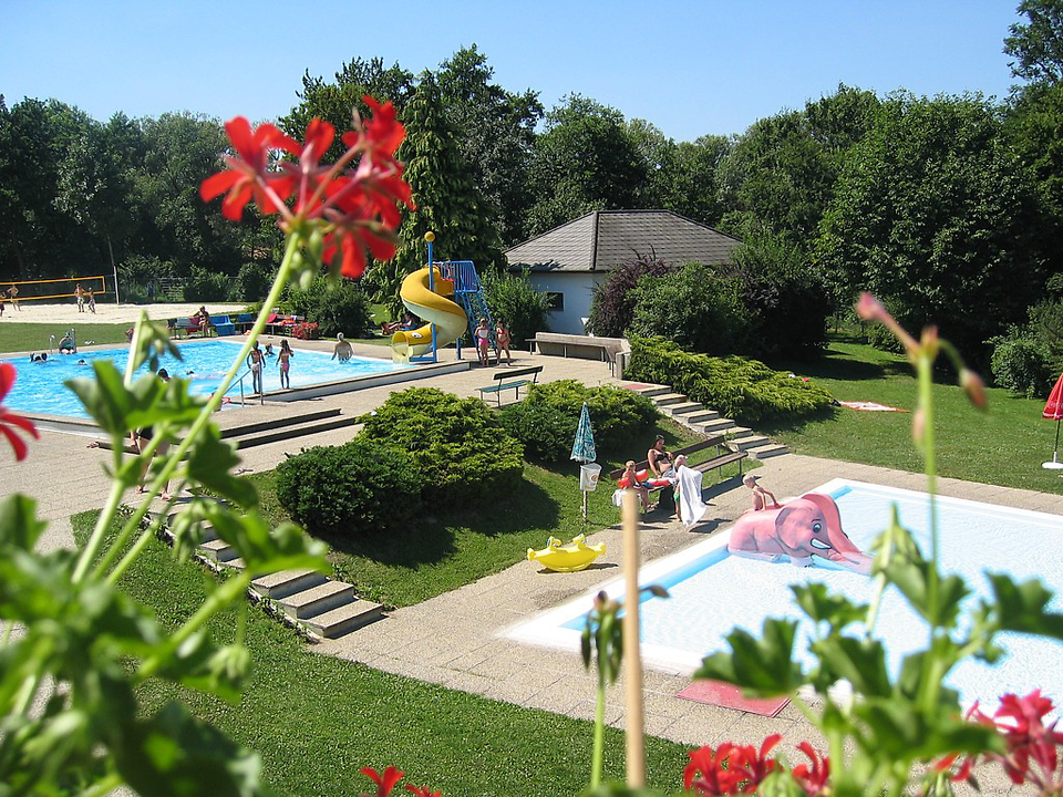 Schwimmbad