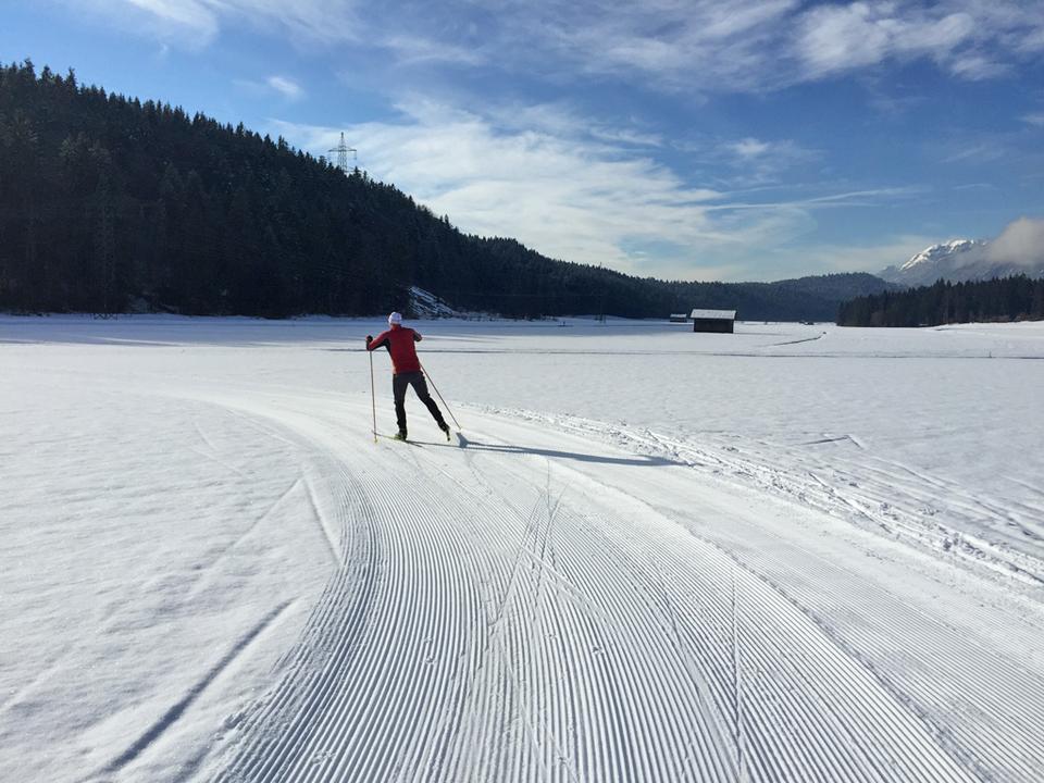 Schneerosentalloipe am Angerberg