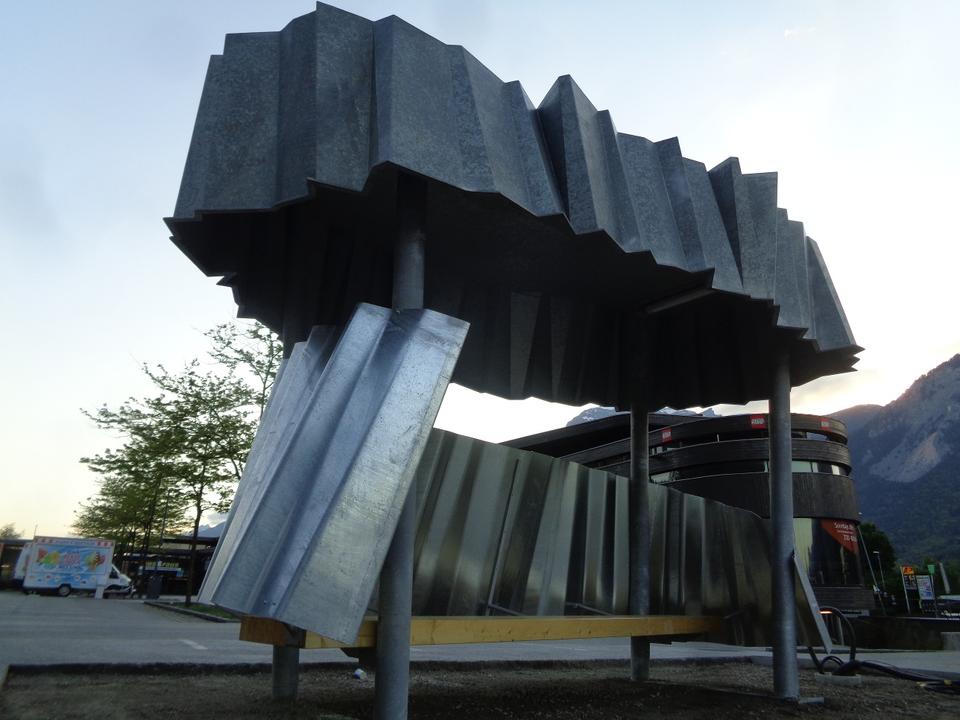 Wartehaus_Skulpturenwanderweg_Alois Schild (Station 10)