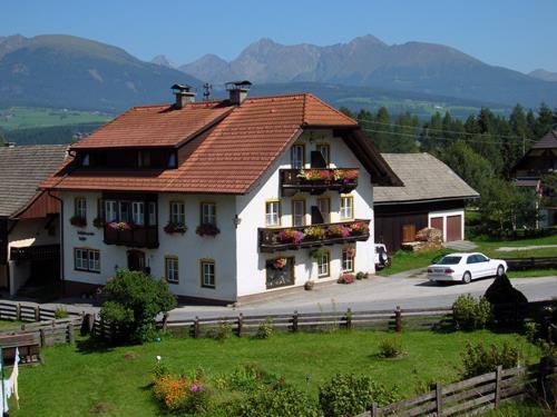 Hausansicht Sommer