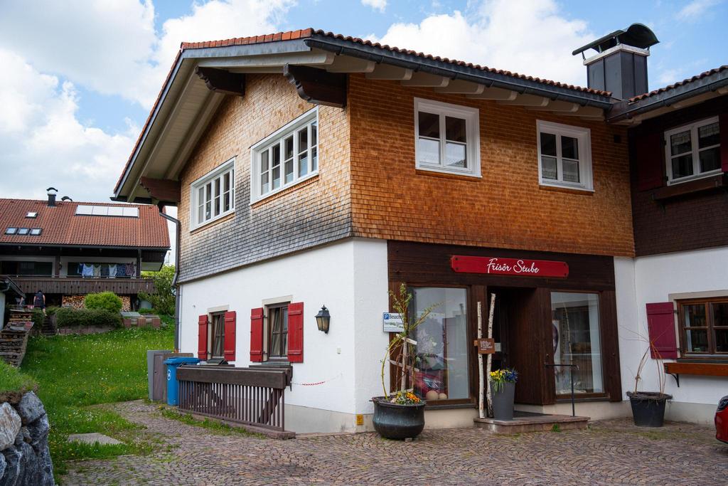 R. Bals Friseursalon