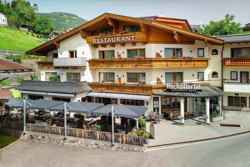 Kräuterhotel Hochzillertal 4 Sterne1