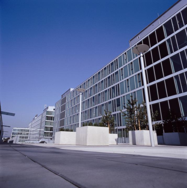 TECHCENTER Linz-Winterhafen außen