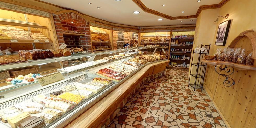 Café Bäckerei Neumayr